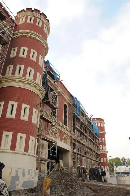 Torres de los Ex Arsenales de Guerra en restauración patrimonial